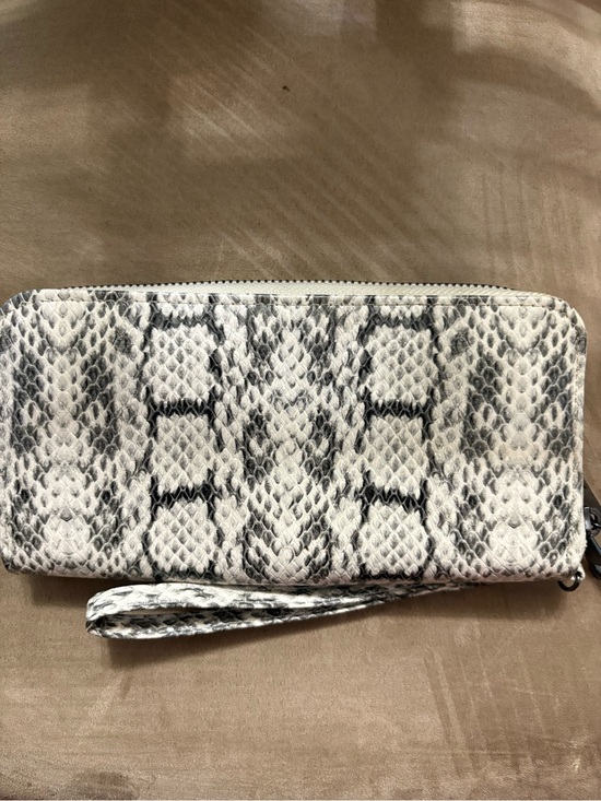 a new day Handbags - a new day Snake-Print Double Zip Wristlet Wallet in White and Gray